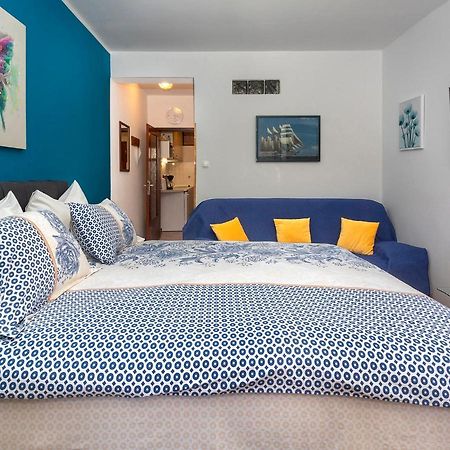 Apartman Ornela Porec Exterior photo